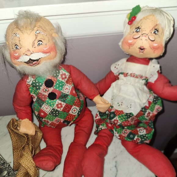 Vintage Annalee Santa & Mrs. Claus Cloth Dolls – 18” Set - Picture 1 of 11